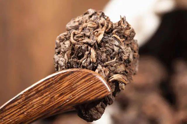 武夷|这几种茶比较适合夏季饮用夏季喝茶不能乱喝