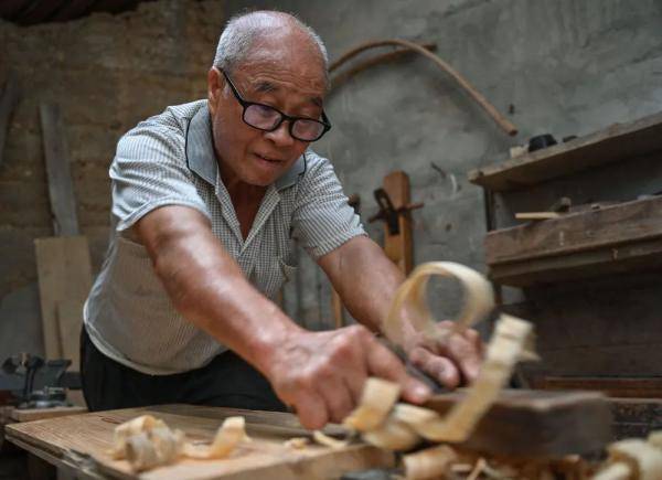 李石水|有一种羡慕叫做：别人家的爷爷！