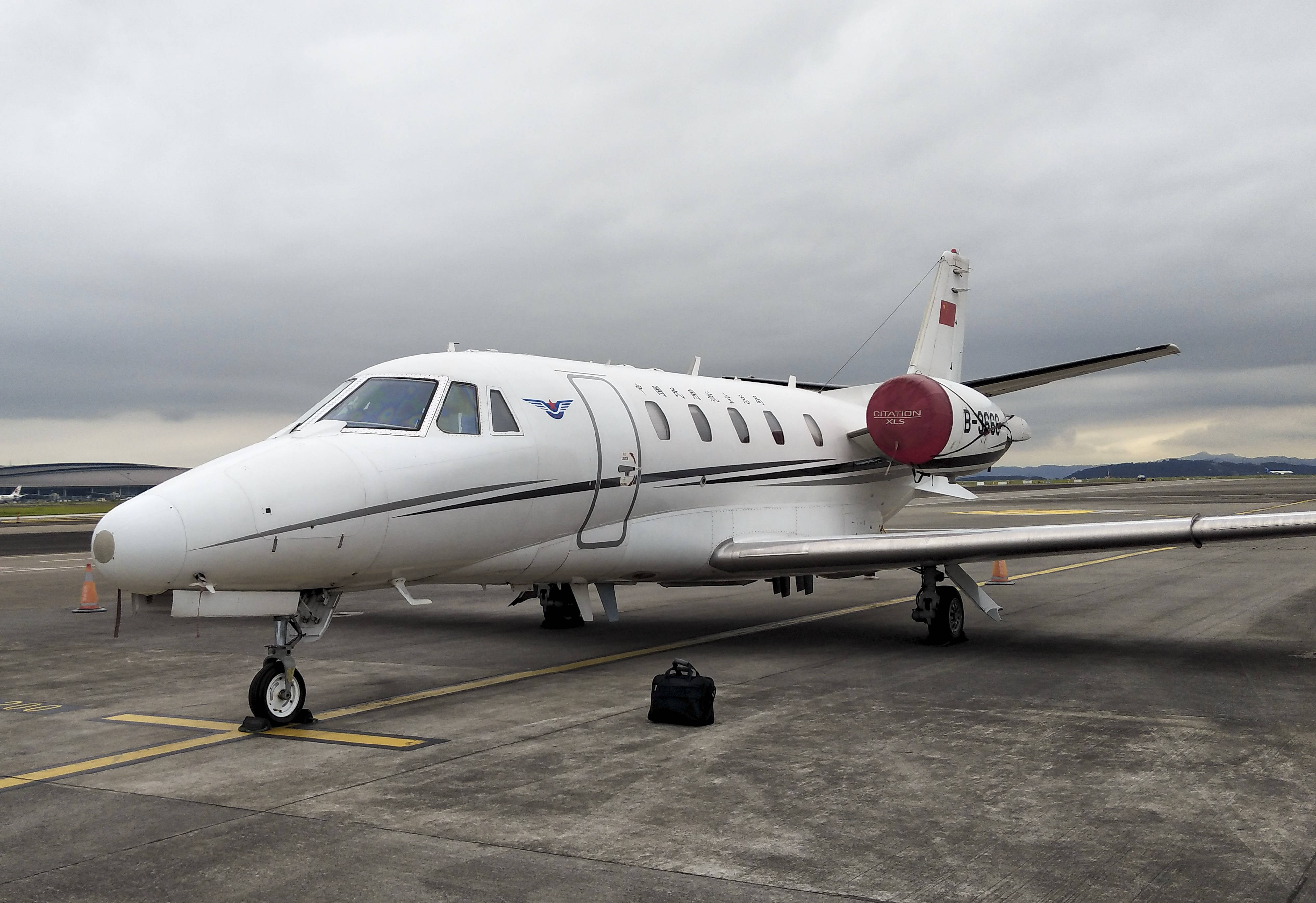 工作|重庆仙女山机场正式开始校飞