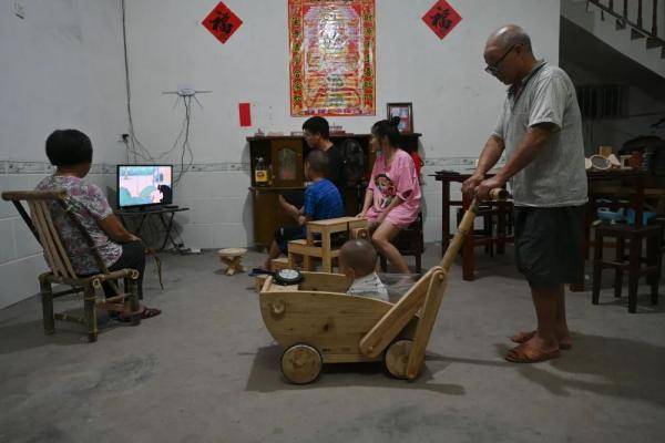 李石水|有一种羡慕叫做：别人家的爷爷！