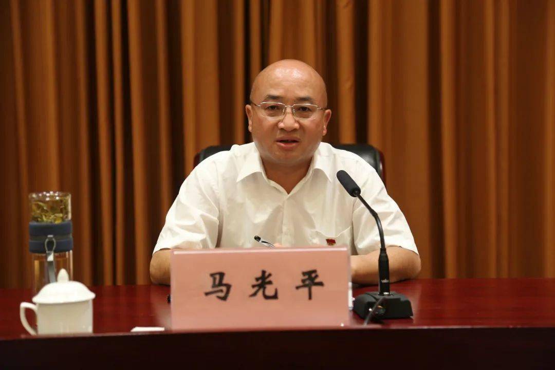 州纪委副书记,州监委副主任马光平讲解《中华人民共和国公职人员政务