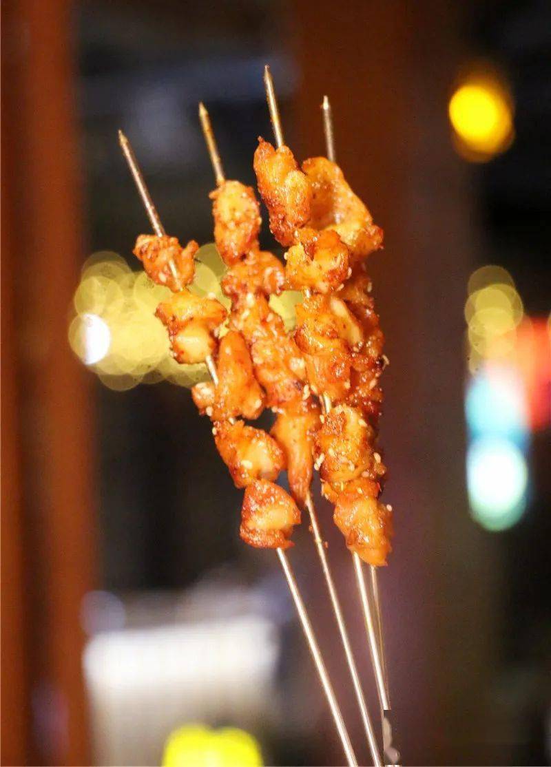 肉汁|我在漳州侨村里吃烧烤！东北烧烤超强阵容！特权价+送酒！晚餐夜宵安排！