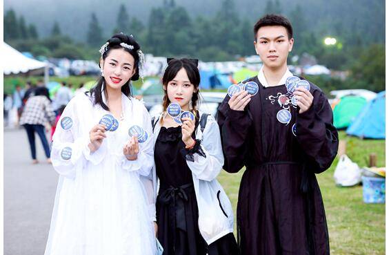 音乐|连续狂嗨4小时 仙女山电音之夜劲爆音浪来袭