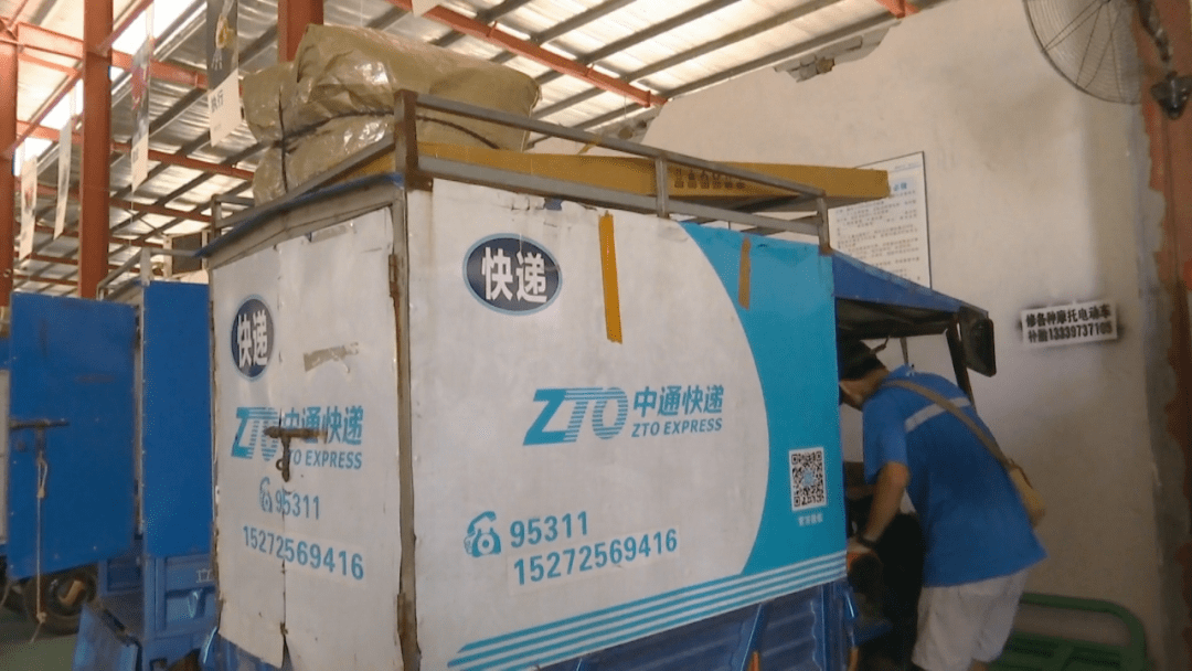 日均收发货200多件的快递员,一路汗水送去几多欢乐