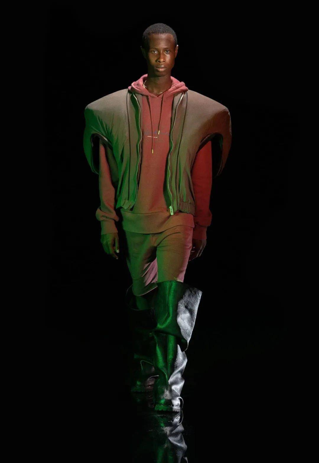 Anthony|夸张比例肩袖结构工艺设计！（廓形趋势）