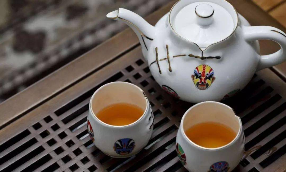 喝什么茶对肠胃没有影响 1ac7336bbef3456e94ab22e27a59d775.jpeg