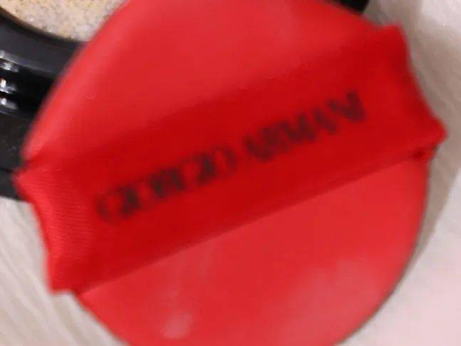 纪梵|贵妇气垫测评2.0 | 900块的大佬输太惨了吧！！