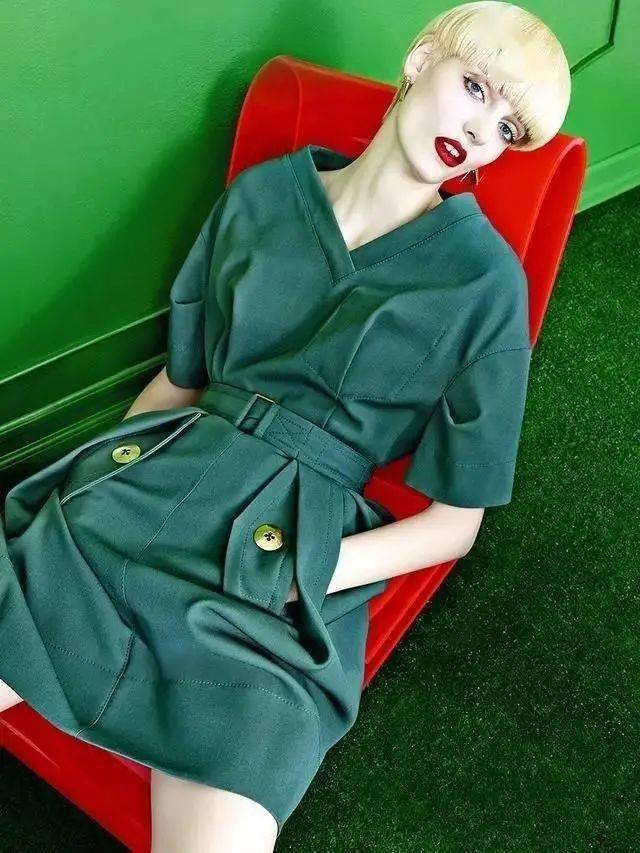 颜色|这些穿上身很容易显“土”的颜色，黄皮妹子慎重选择！