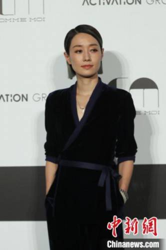 张亨伟|超模吕燕“换角”登台 刘涛、马伊琍现身助阵