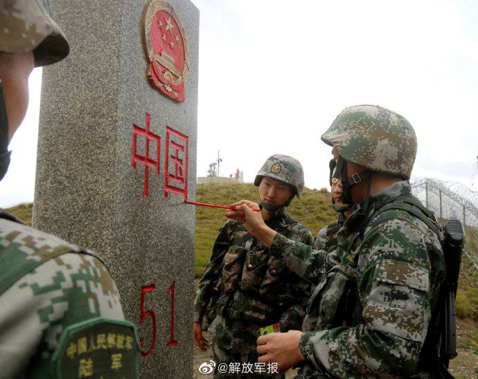 描红|5名老兵最后一次巡逻，为界碑描红