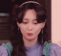 郑爽|直播忽然情绪失控，到底是谁的锅？