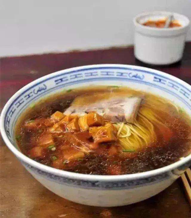 上海不管美食怎么变这些浇头面的地位一直不变