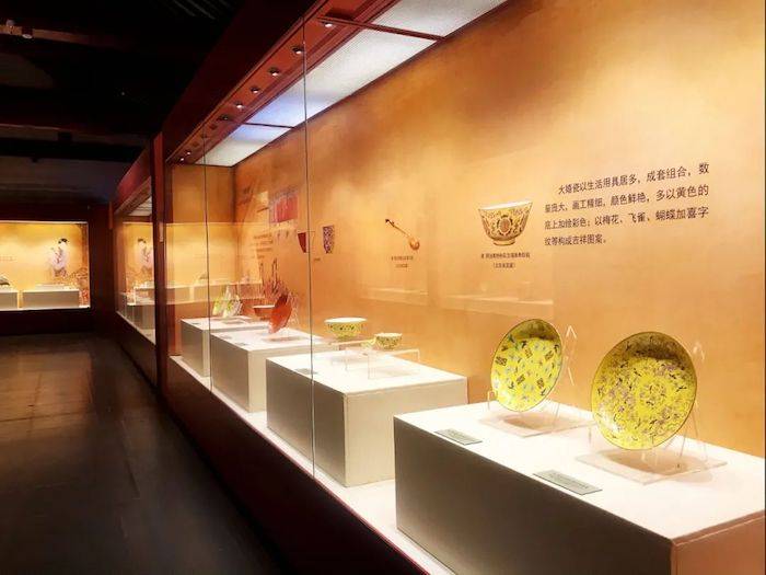 皇帝|乾隆东巡礼仪与大婚“喜”器有什么?“龙耀帝乡”特展揭晓
