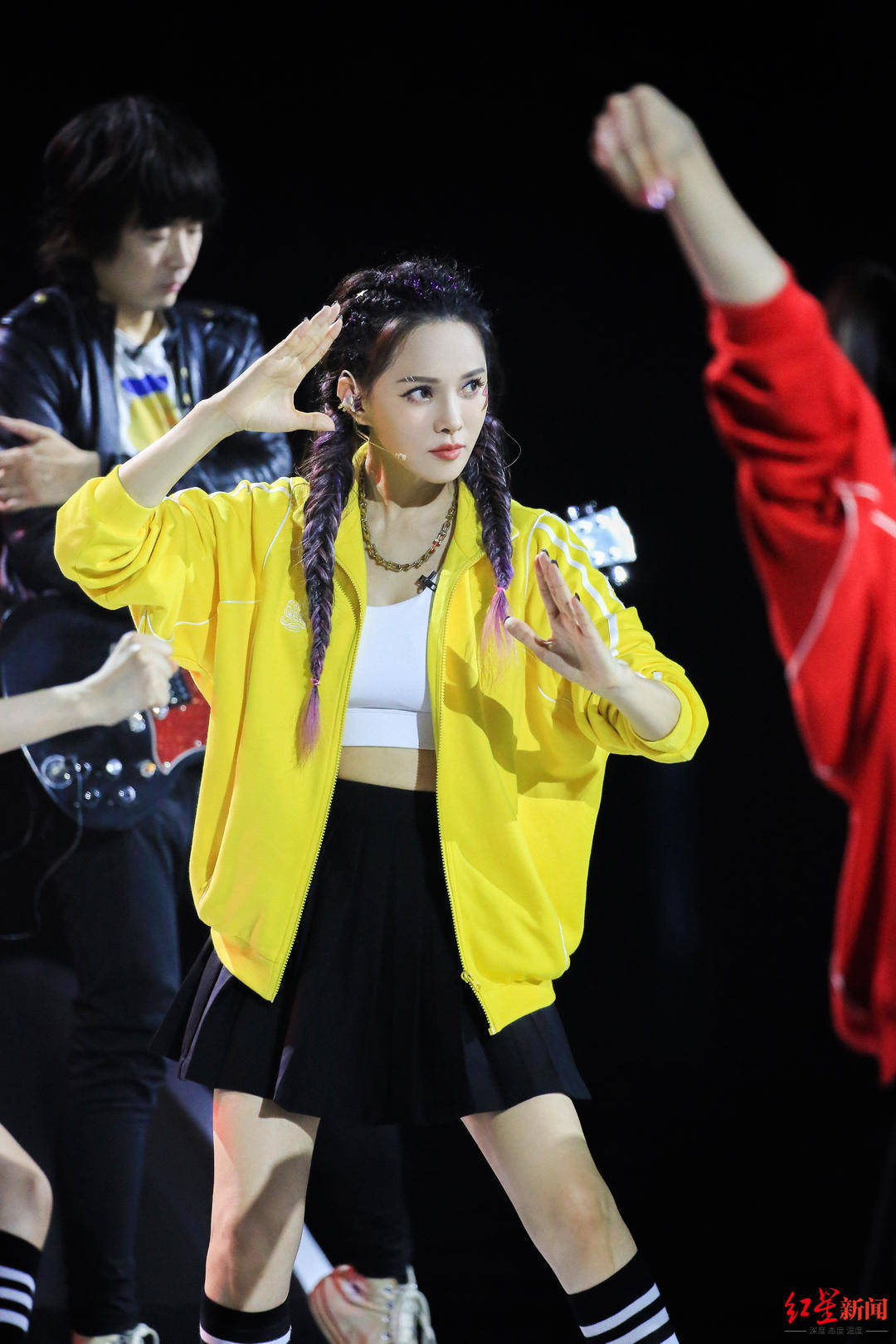 舞台|姐姐日记 ⑨|伊能静：我们亦母亦友也很棒