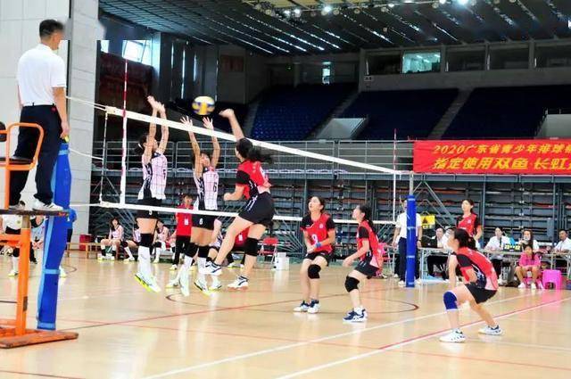 2020年女排世锦赛决_2020女排全锦赛半决赛战罢,天津与山东会师决赛!(2)