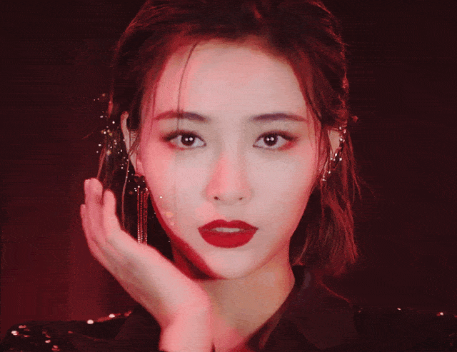 许佳琪|每刻美丨撩人湿发 又美又飒！