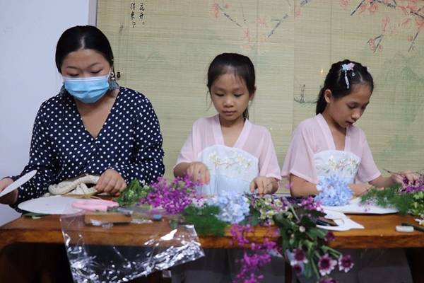 三亚市吉阳区2020GDP_三亚市吉阳区吴越岸(2)