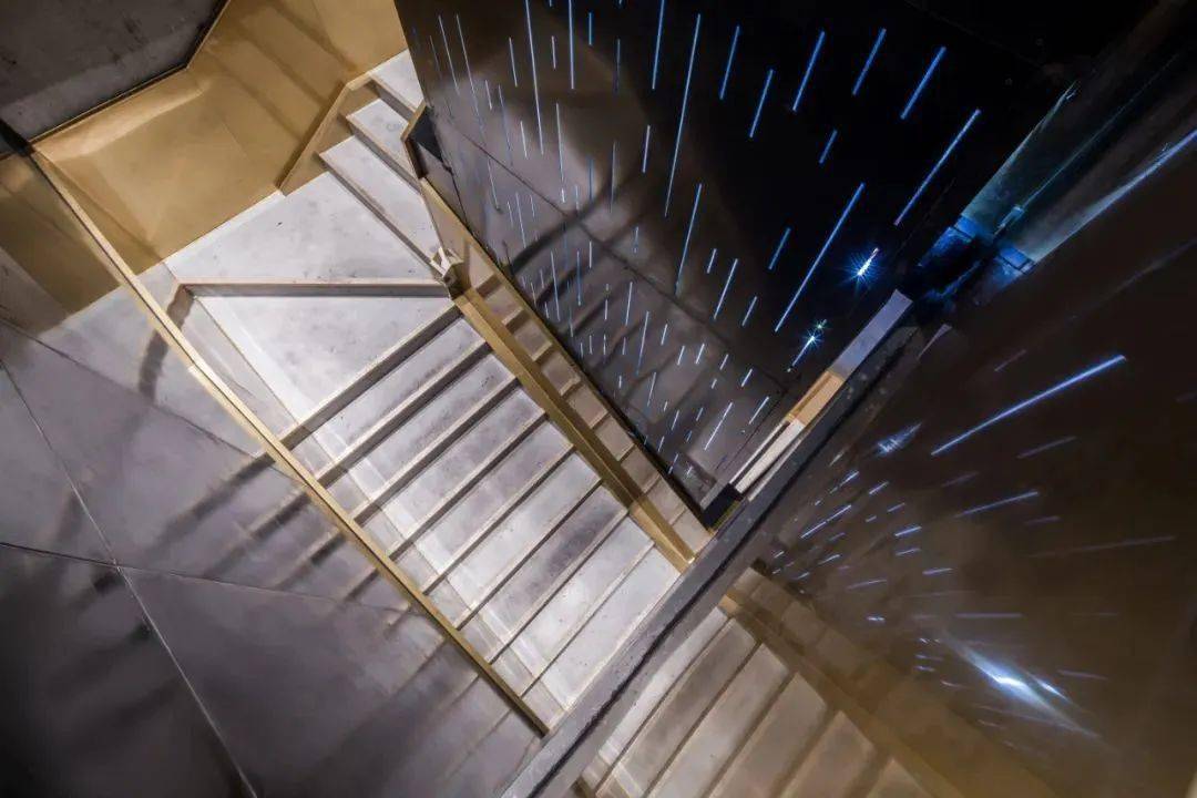 品牌|新空间意味新时间，我们找到了这个品牌成为“网红”的原因