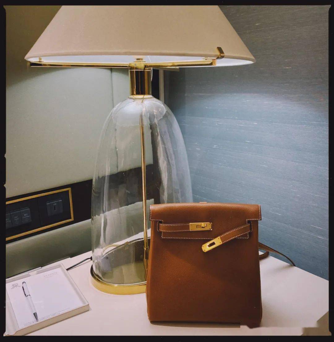 双肩包|四年了,我终于找到了好看耐用的完美双肩包!