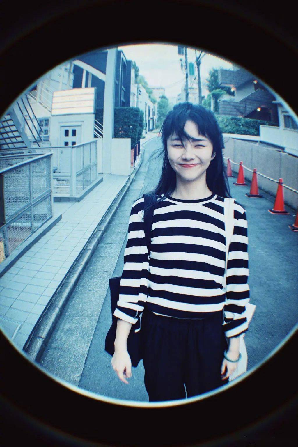 少女|30岁还在演高中生，人间“扫弟机”的少女感还剩几年？