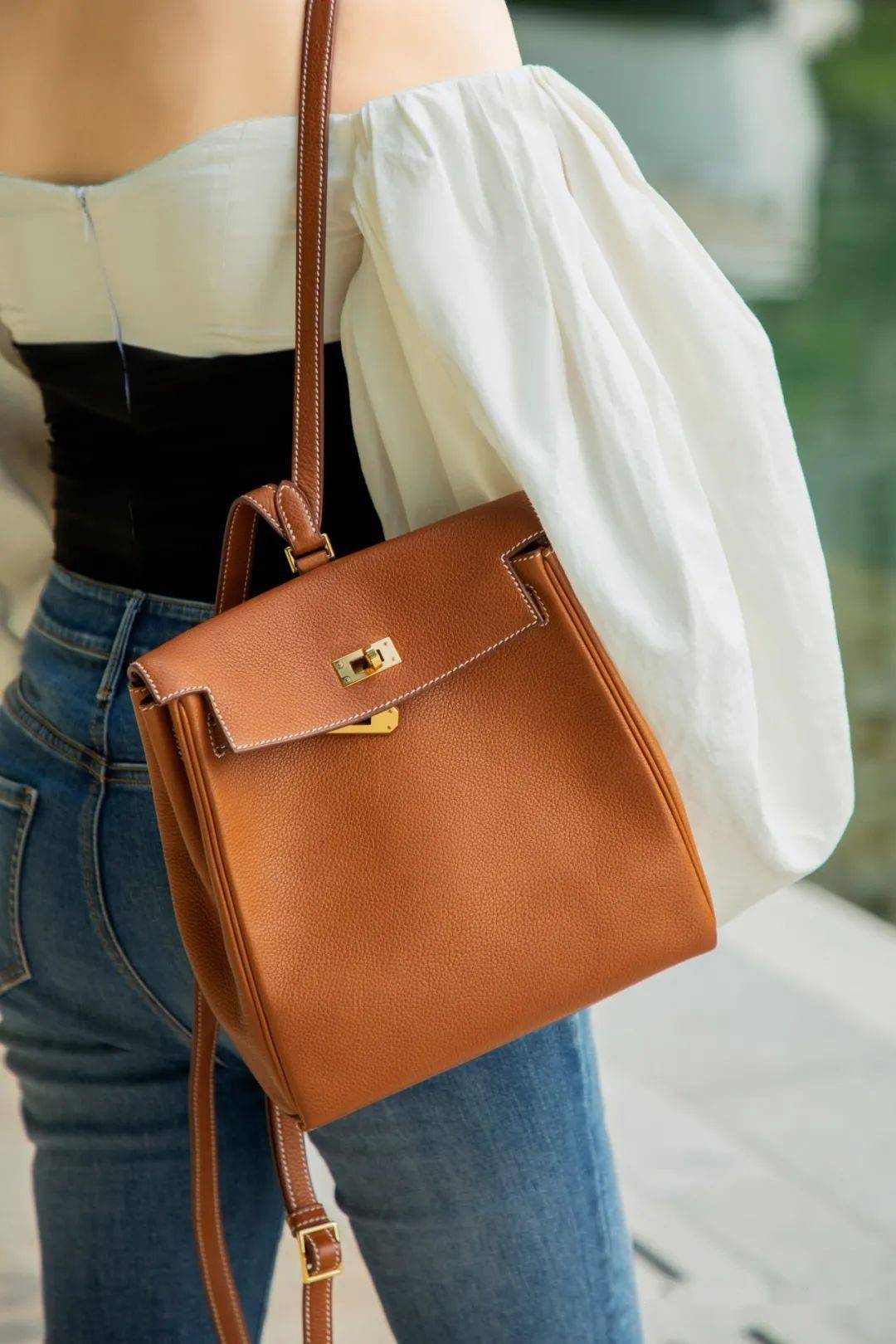 双肩包|四年了,我终于找到了好看耐用的完美双肩包!