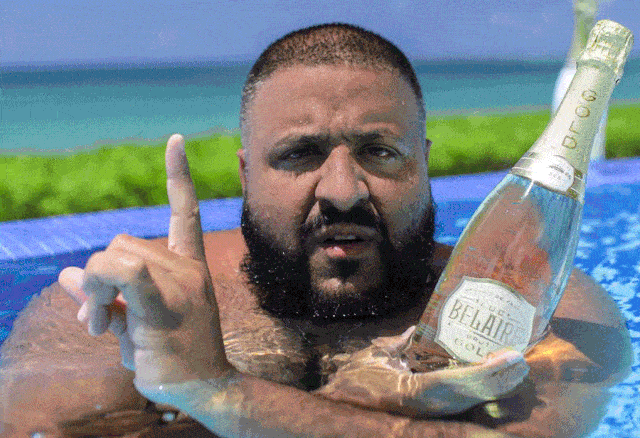 Yeezy|鞋柜就值 1.5 亿!他和 AJ 联名,却对侃爷原味 Yeezy 情有独钟!