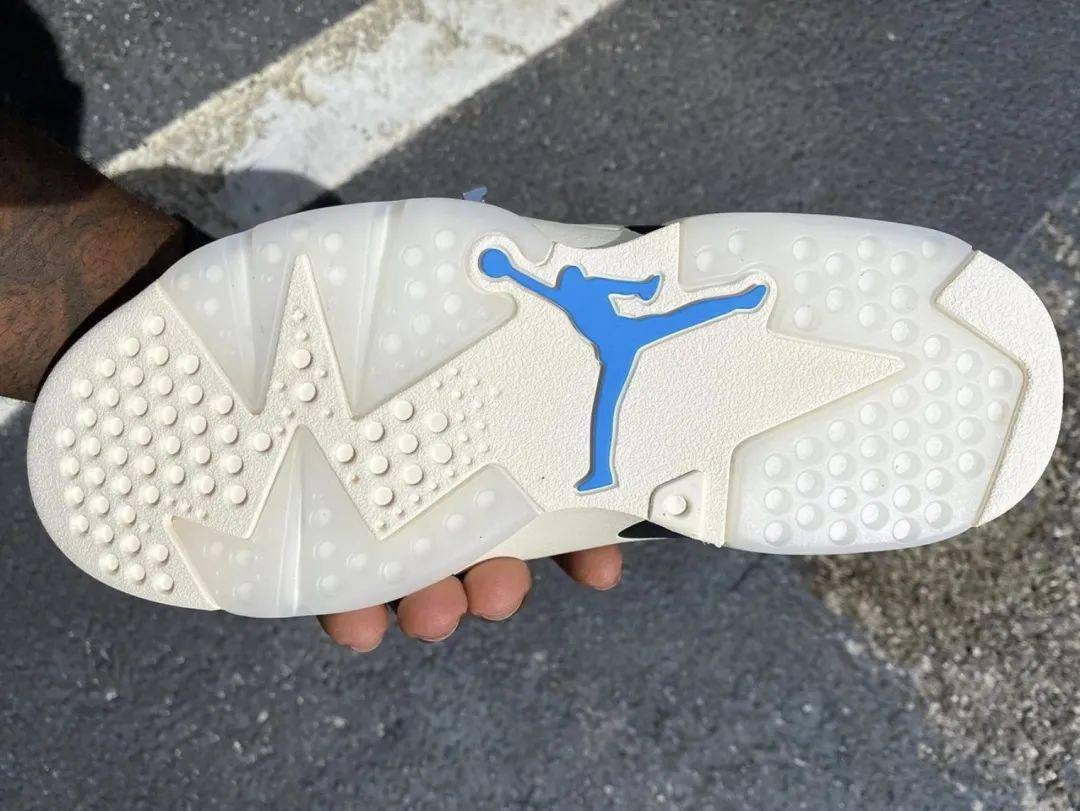 Jordan|每日鞋讯 | Nike Dunk High SP「Varsity Maize」上脚照曝光