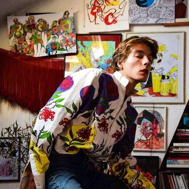 时装|才华出众&神仙颜值的新锐设计师