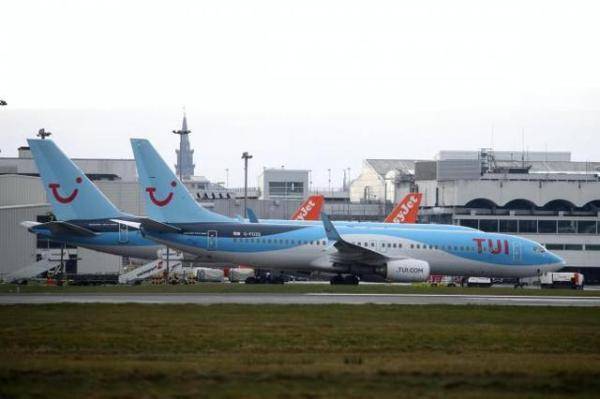 航班|欧洲一航班众人不愿戴口罩，暴发疫情后乘客吐槽：都是白痴