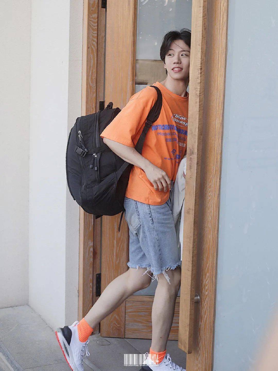 Air|现在不穿一双 LV 都不好意思说自己是 Sneakerhead?