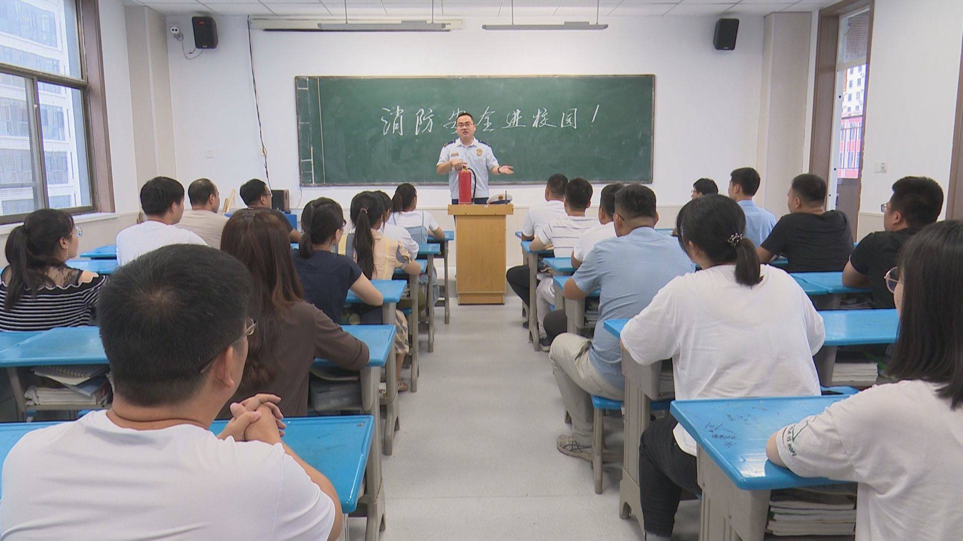 临沂|临沂开学第一课：“节俭”“战疫”“安全”成关键词