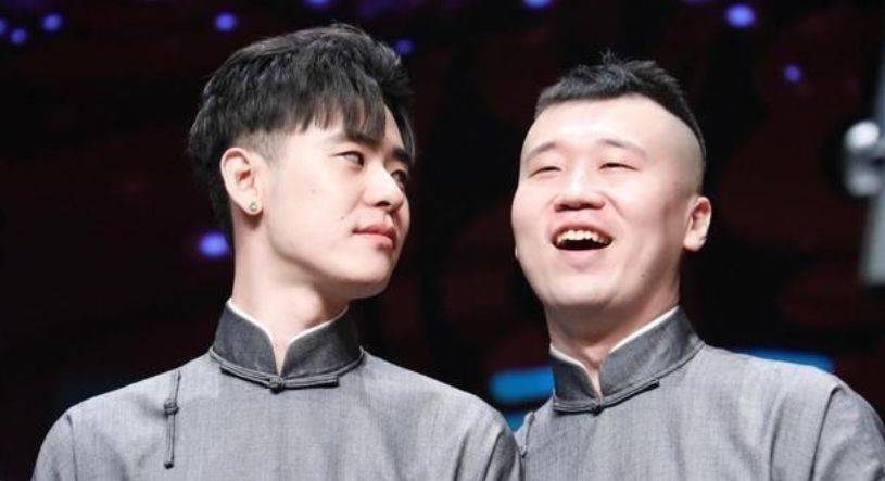 长衫|《德云斗笑社》“一哥”选拔赛！藏在大褂/长衫里的秘密。