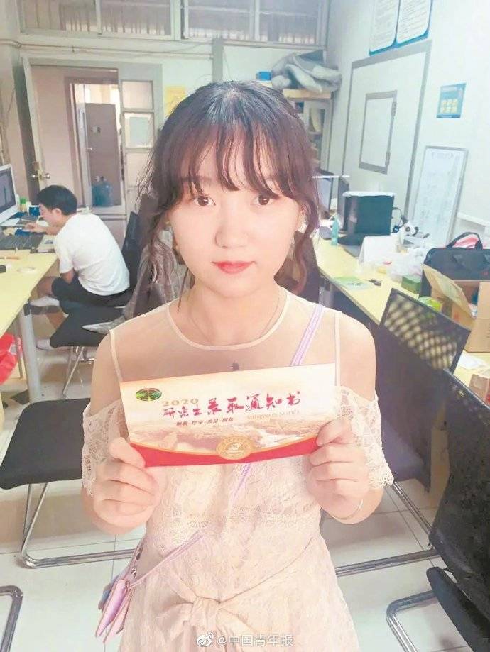 武汉|00后博士生家中三代华科毕业！武汉首批新生报到