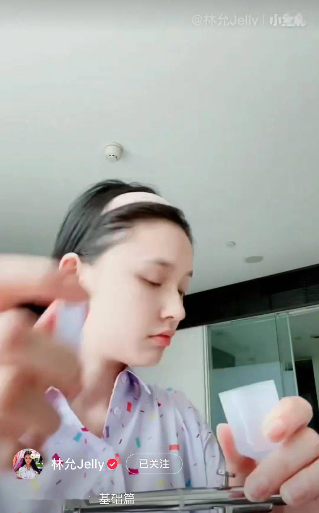 辣妈|拥有2个孩子的35岁辣妈，却依旧是一张少女脸，她一语道破衰老真相......