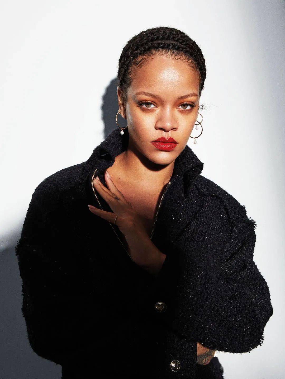 Fenty|Rihanna凭什么横扫BAZAAR九月刊封面？