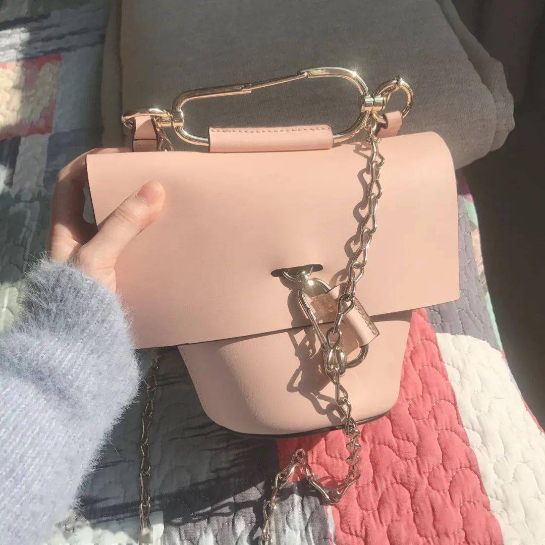 Minkoff|连老佛爷都夸的轻奢包袋，款式果然不输大牌