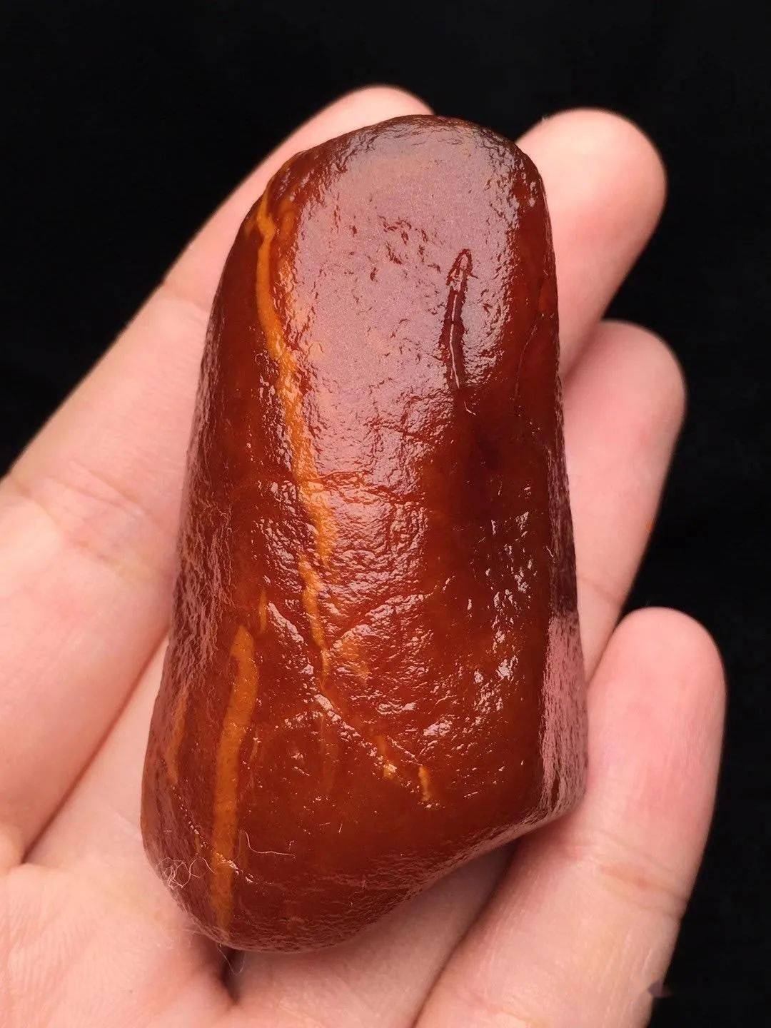 蜜蜡的全皮原来这么美,沧桑是被岁月吻过的痕迹,找个懂的人来看