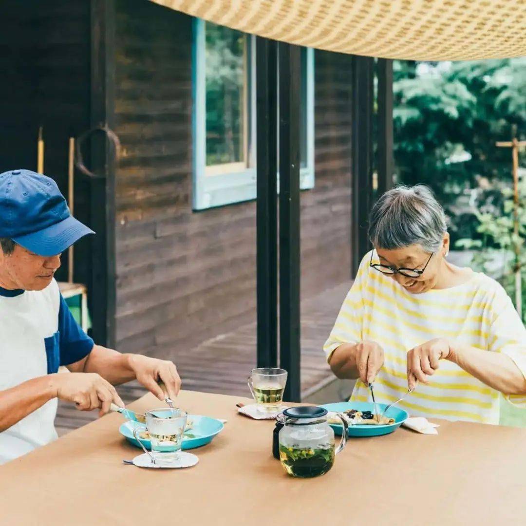 生活|73岁日本李子柒从时尚编辑变身乡村主妇，她把生活过成了宫崎骏的漫画