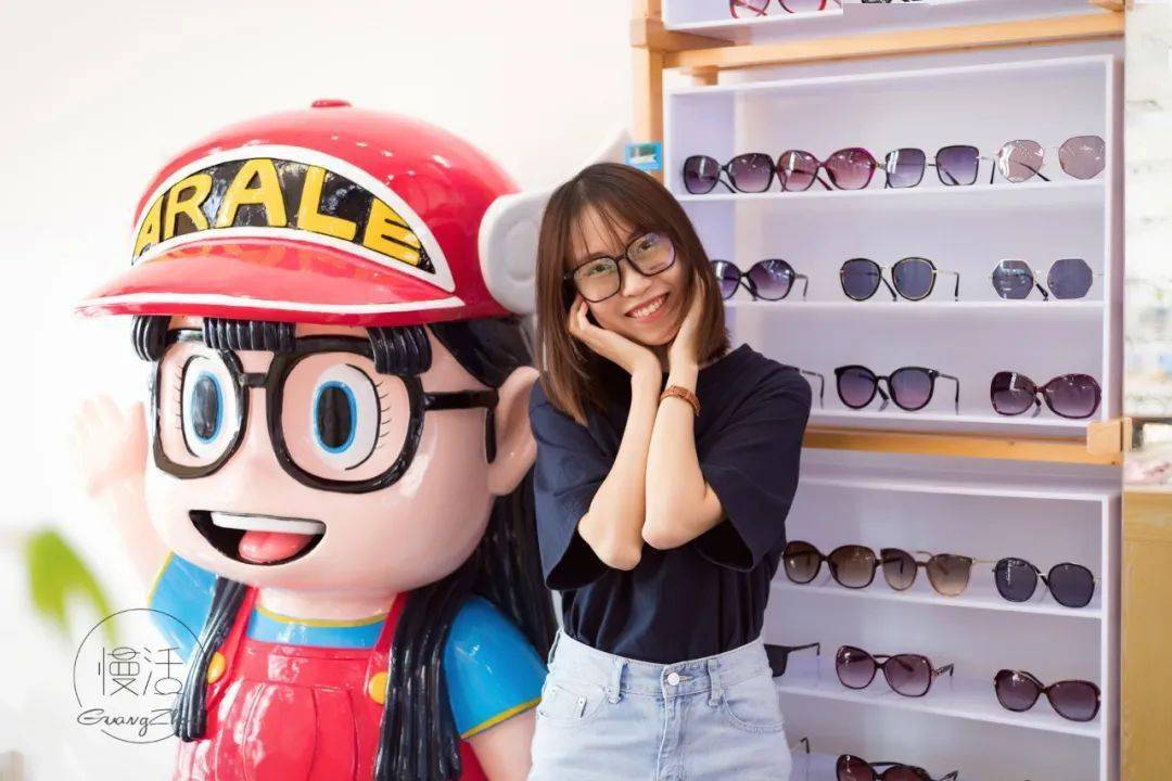 镜片|99元配防蓝光镜，告别“土黑框”和“啤酒瓶底”，高度近视应该这样挑眼镜！