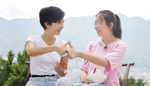 巴东|在网友“爱心蛋”帮助下，湖北巴东700多名困难家庭女孩考上大学