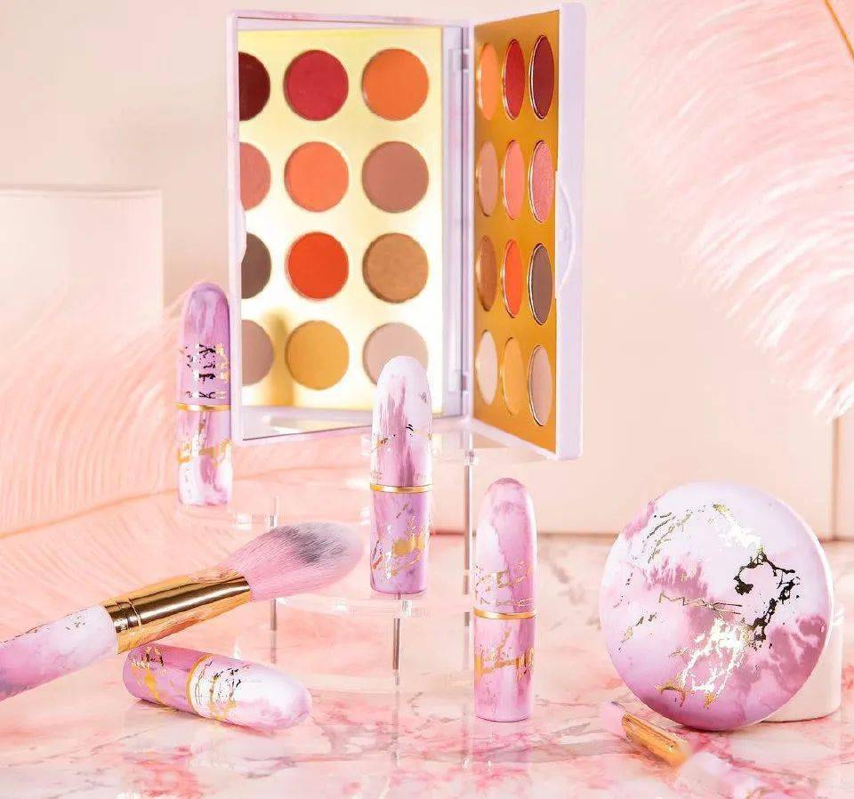 太太|MAC出限定口红了?4支热门色各个显白,太太太好看了吧!