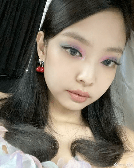 宇宙|粉墨登场：宇宙带货少女们又来了！