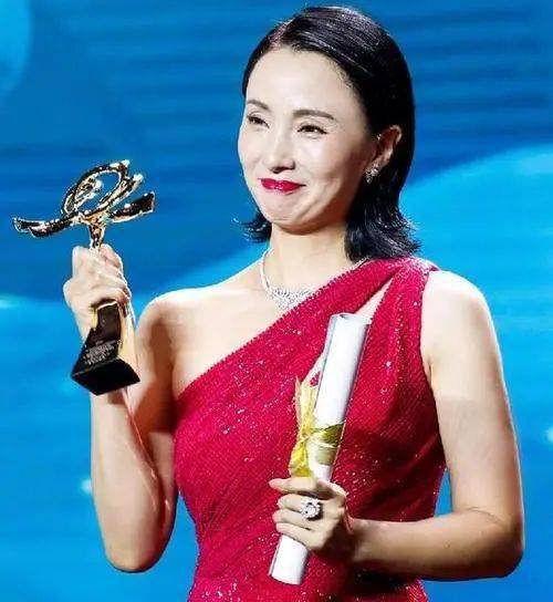 徐峥|九玉：48岁陶虹说，肉体上的事儿都不叫事儿？要活得像蜜蜡一样从容！