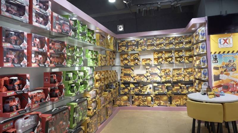 销圈|玩具厂疫情下销售逆势涨30%，外贸转内销圈住95后宝妈