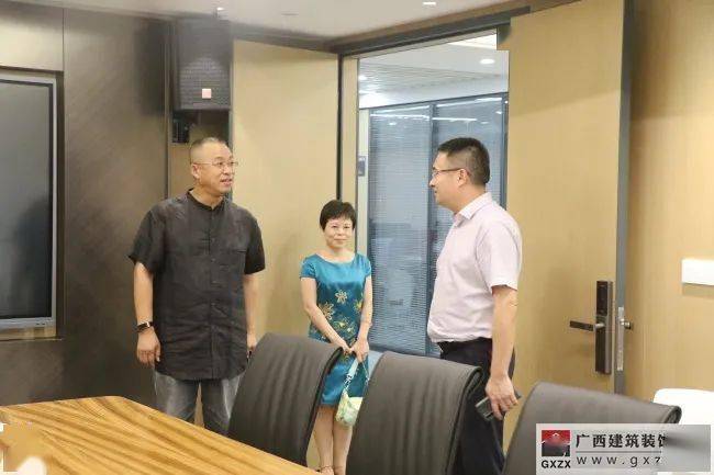 中国建筑装饰协会副秘书长刘原莅临协会调研指导工作