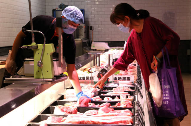  8月份猪肉价格大幅下跌，CPI回落