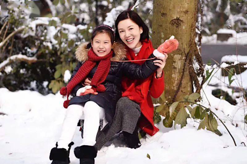 胶囊|学员故事 | 女人三十岁以后的容貌，写着自己的修行