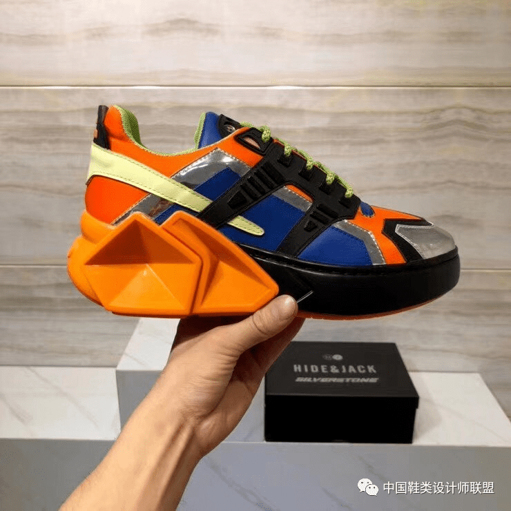 品牌|鞋图丨这么多品牌特步款式让人眼前一亮