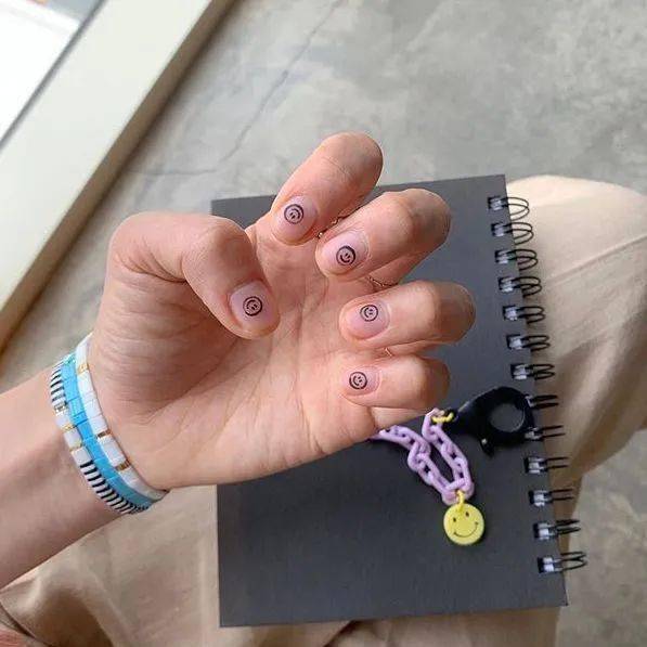 感觉|BLACKPINK新歌MV太好看，美甲比彩妆还惹眼！