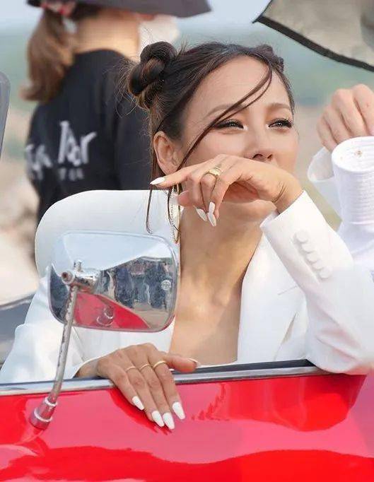 感觉|BLACKPINK新歌MV太好看，美甲比彩妆还惹眼！